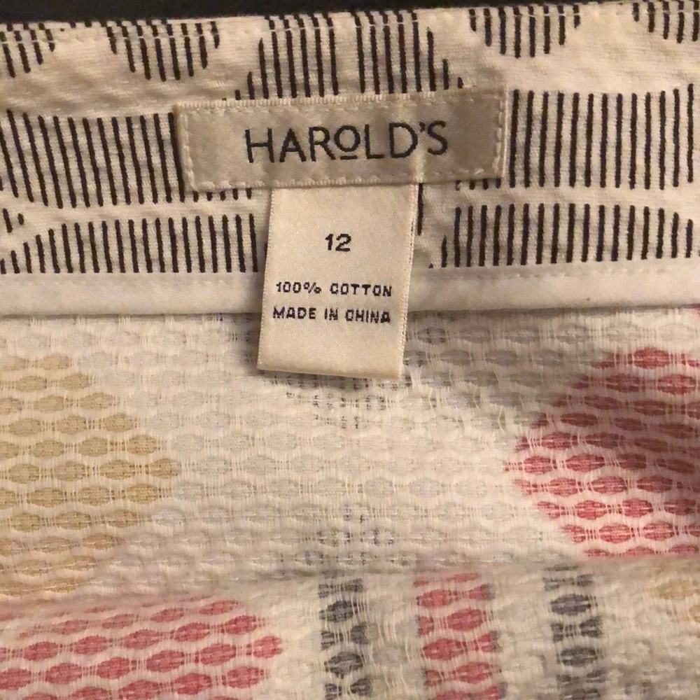 HAROLD’S 100% COTTON SKIRT SIZE 12 (RED, GRAY,BLACK, YELLOW) - Picture 3 of 10